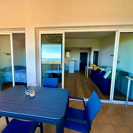 Avec Vue Sur Le Golfe De St Tropez- Climatisation Apartment Grimaud