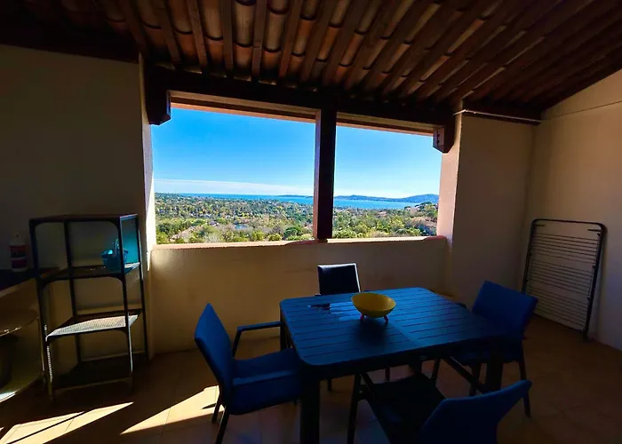 Avec Vue Sur Le Golfe De St Tropez- Climatisation Grimaud
