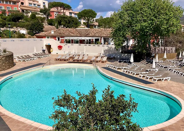 Avec Vue Sur Le Golfe De St Tropez- Climatisation * Grimaud