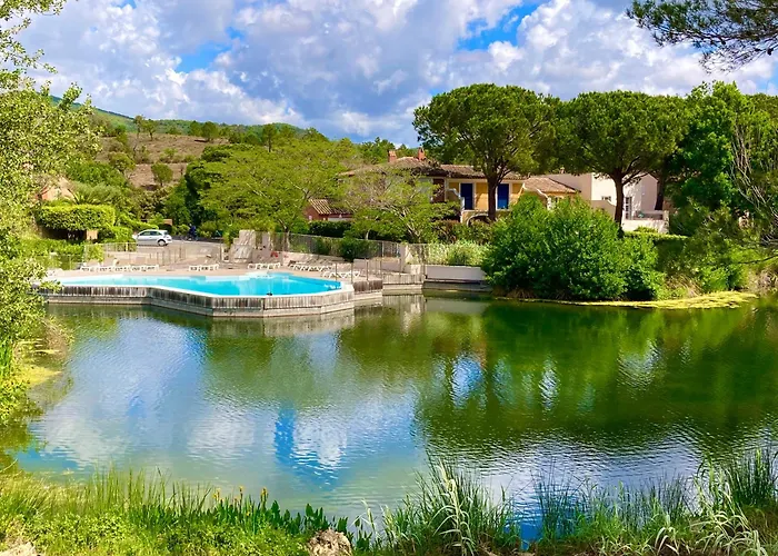 Apartment Avec Vue Sur Le Golfe De St Tropez- Climatisation Grimaud