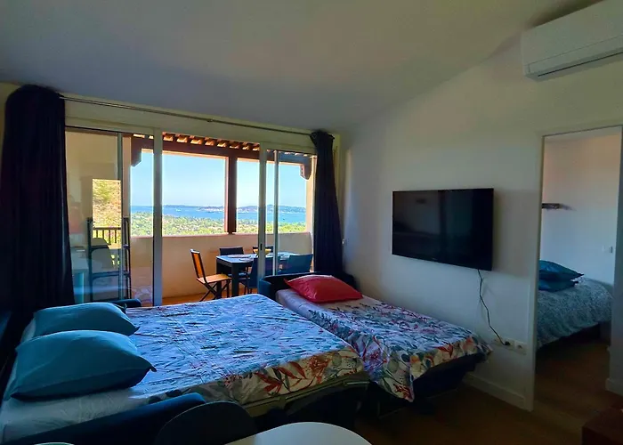 Apartment Avec Vue Sur Le Golfe De St Tropez- Climatisation *